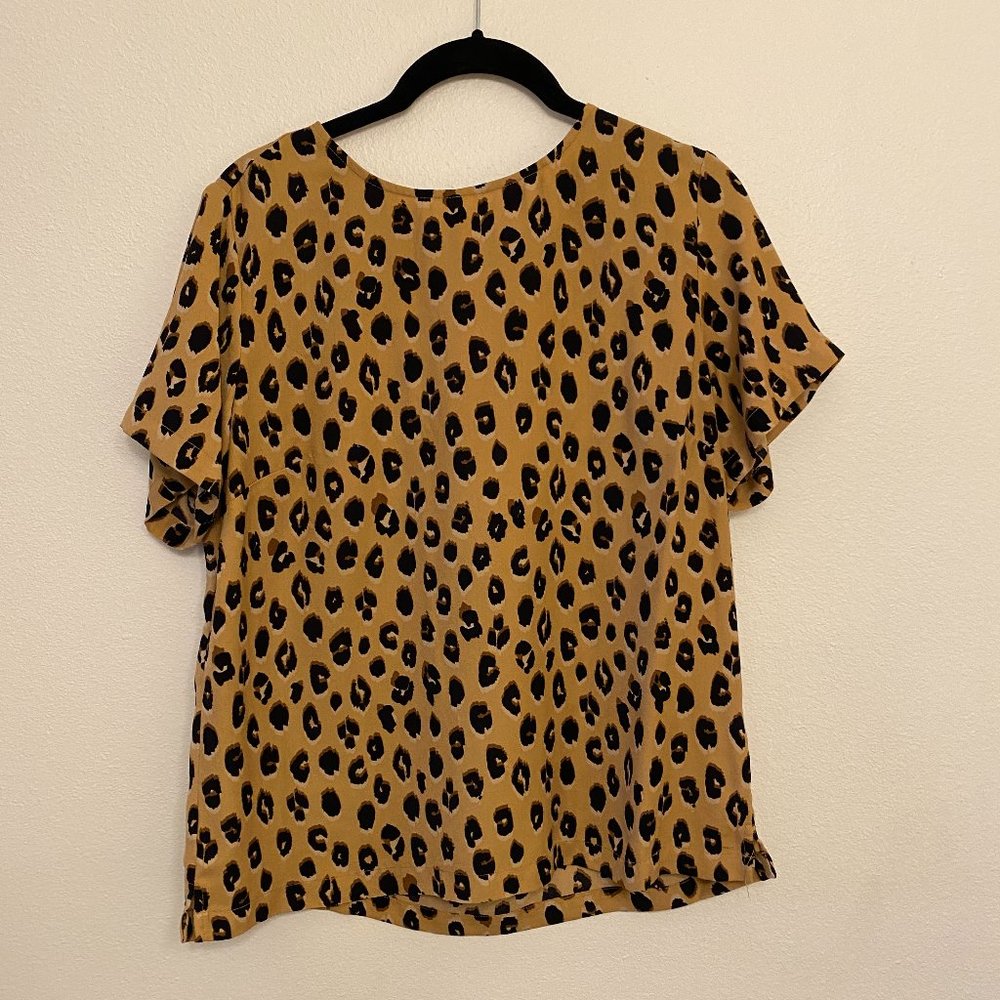 Breezy Casual Leopard Print Top